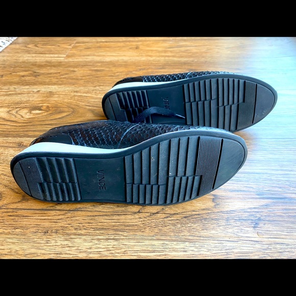 Vince Python Print Rayner Shoes. Black Size: 8 - Picture 2 of 4